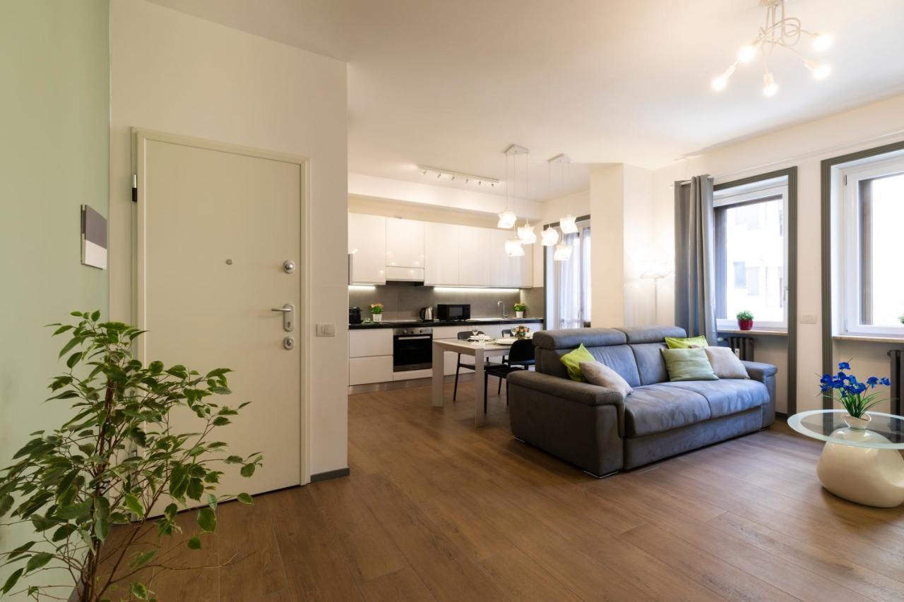 Ecogreen Flats Prestige - Station Apartment *
