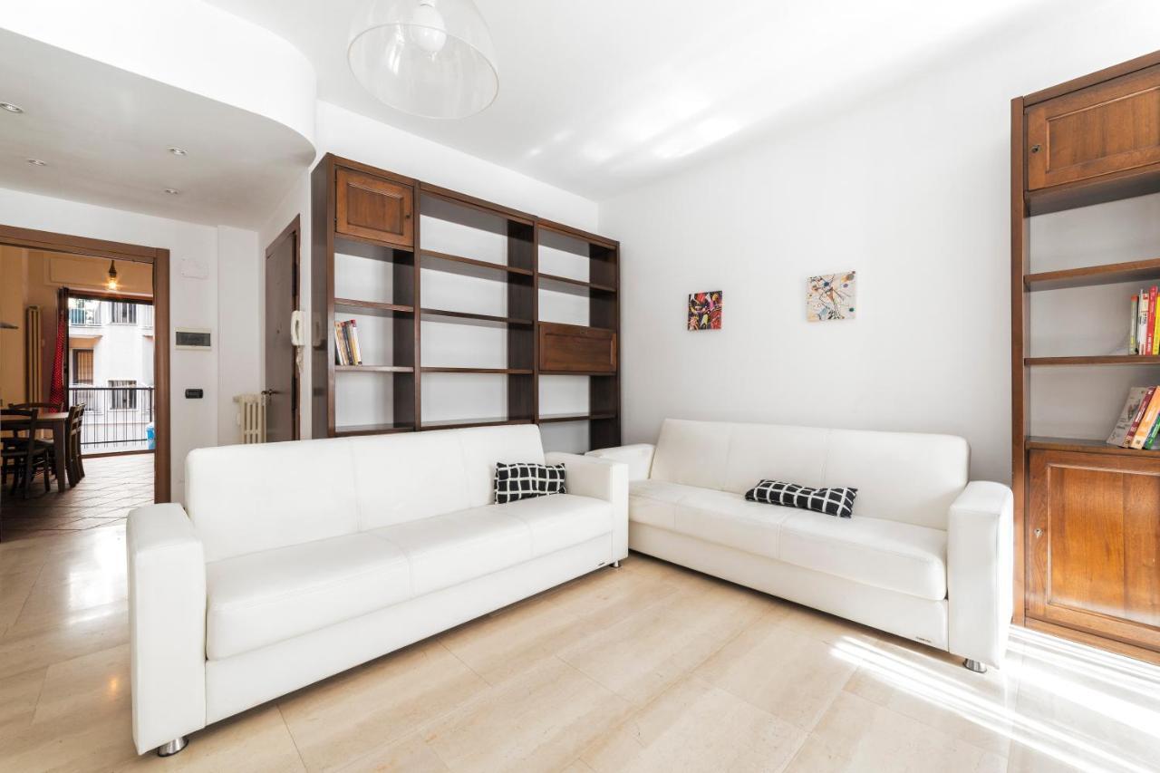 Cenisio M5 Lovely - With Balcony! Lejlighed