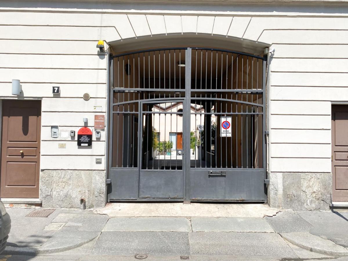 Easy - And Navigli Mailand