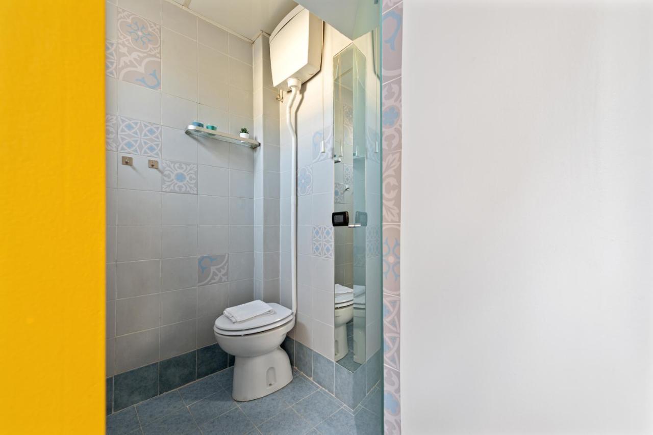 Leilighet Joivy Bright And Cozy Studio For 2 In Porta Genova Milano