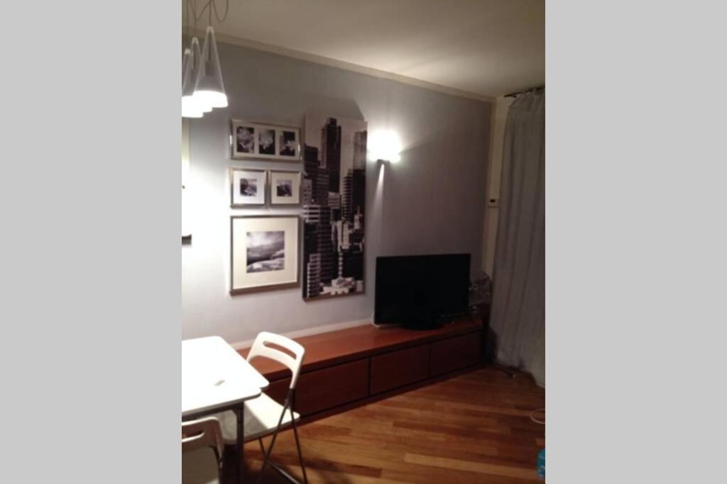 Milano Cairoli - 5 min from Duomo Appartamento *