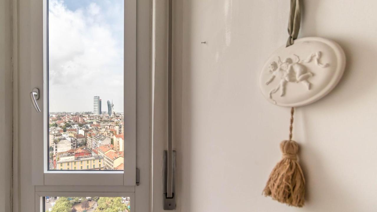 Italianway - Biancamano 2 * Milano