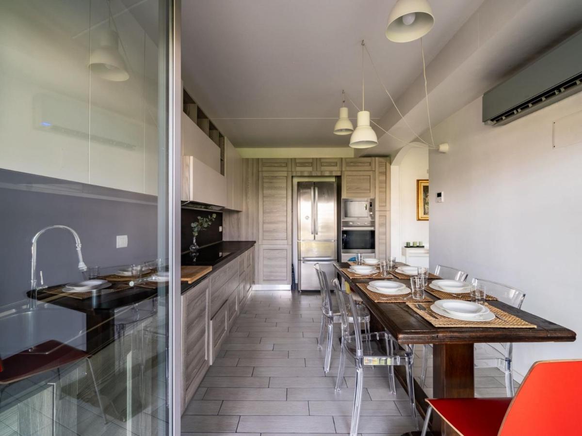 The Best Rent - Spacious Four-bedroom Close To Forlanini Distrct Leilighet Milano
