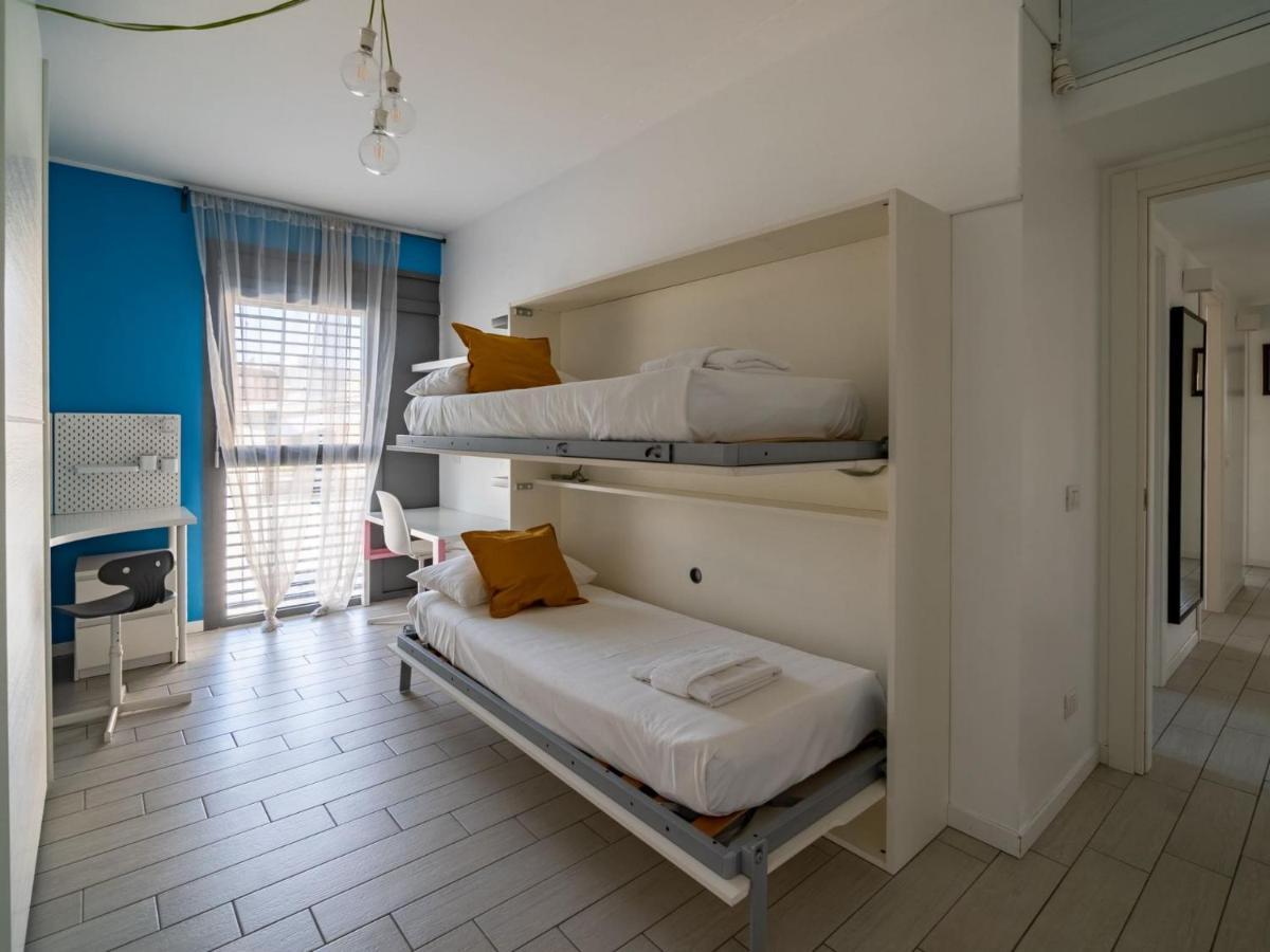 The Best Rent - Spacious Four-bedroom Close To Forlanini Distrct Leilighet *