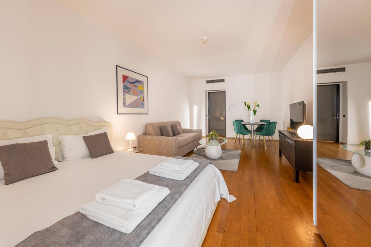 Apartment Royal - Centro Duomo Milan