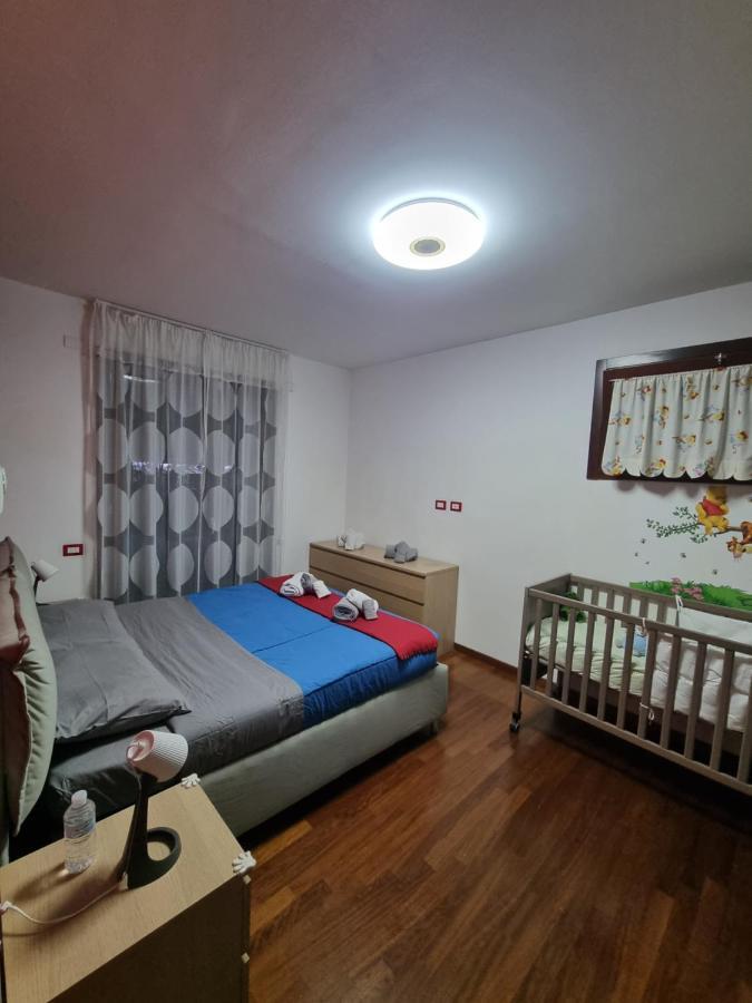 Ama Intero Bicocca Zona 9 * Milan