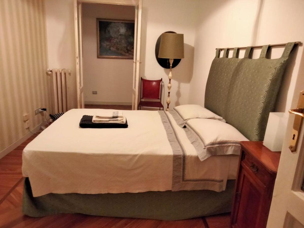 Apartment Sophisticated Near Duomo Milan