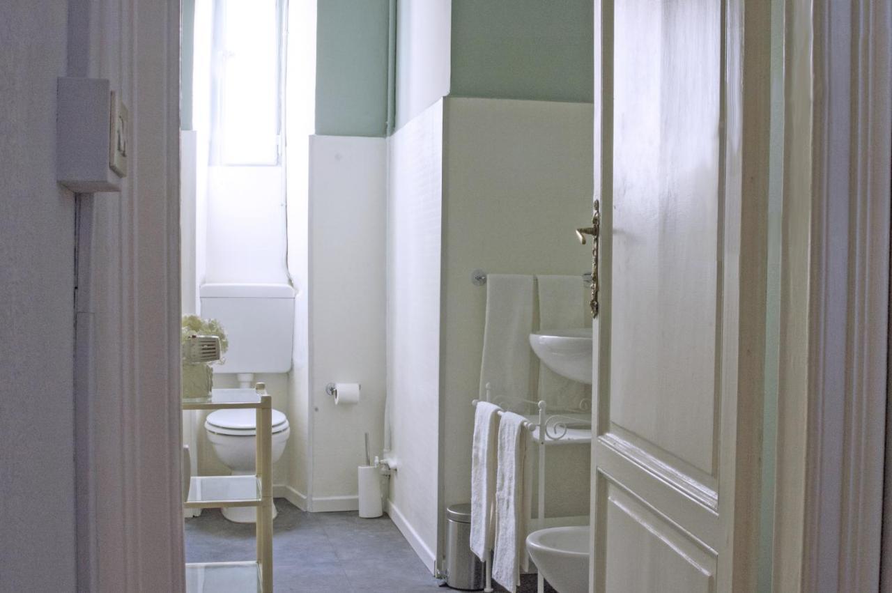 Liberty Two-room In Porta Venezia Lejlighed