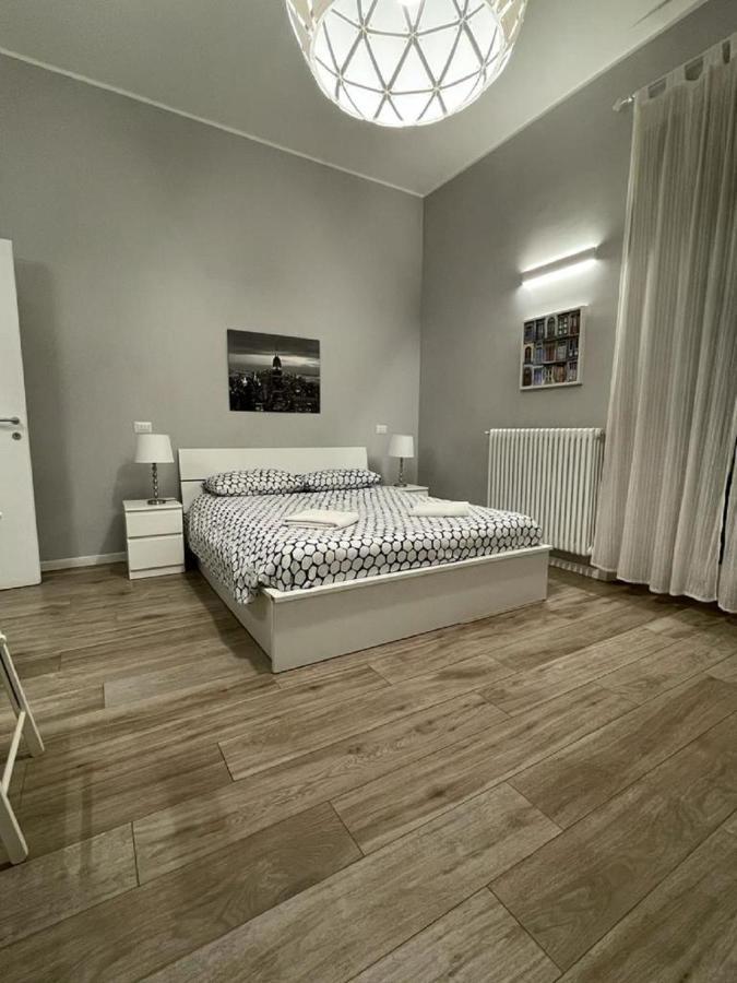 Jr Mm3 Repubblica -stazione-centro Direz- C3 Apartment *