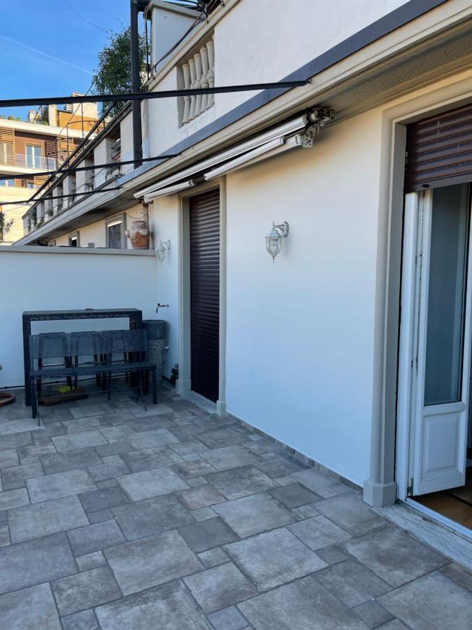 Appartamento Lacaralele1 *