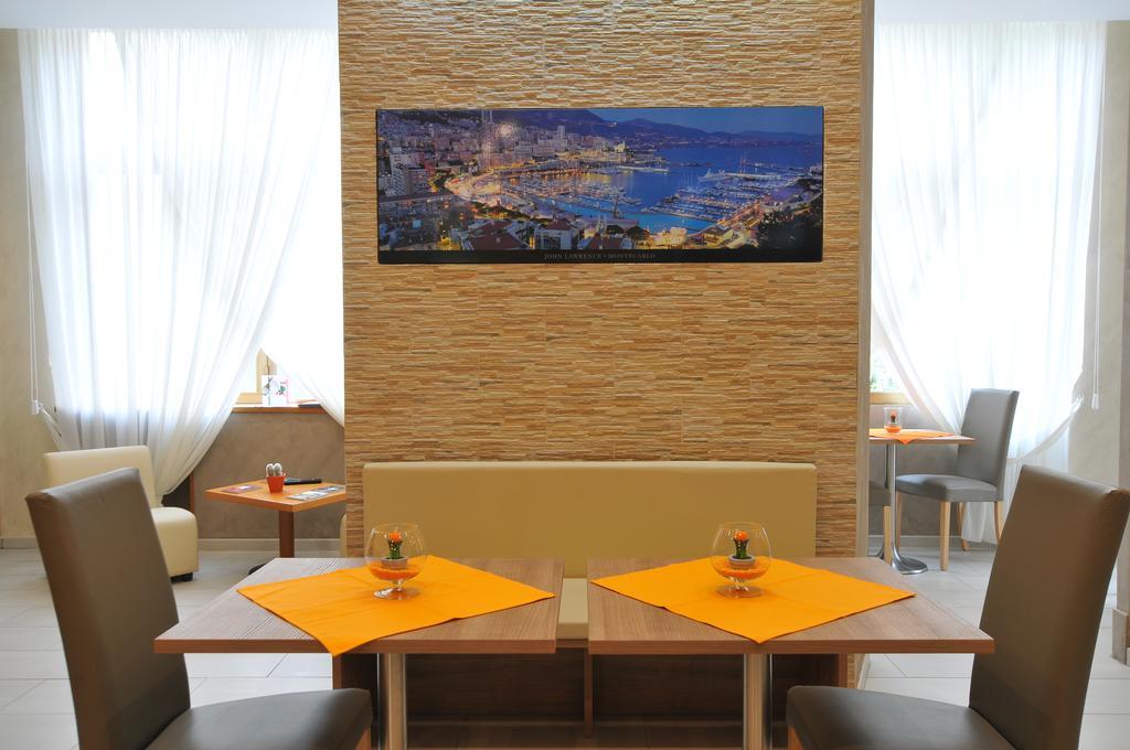 Montecarlo Hotell Milano