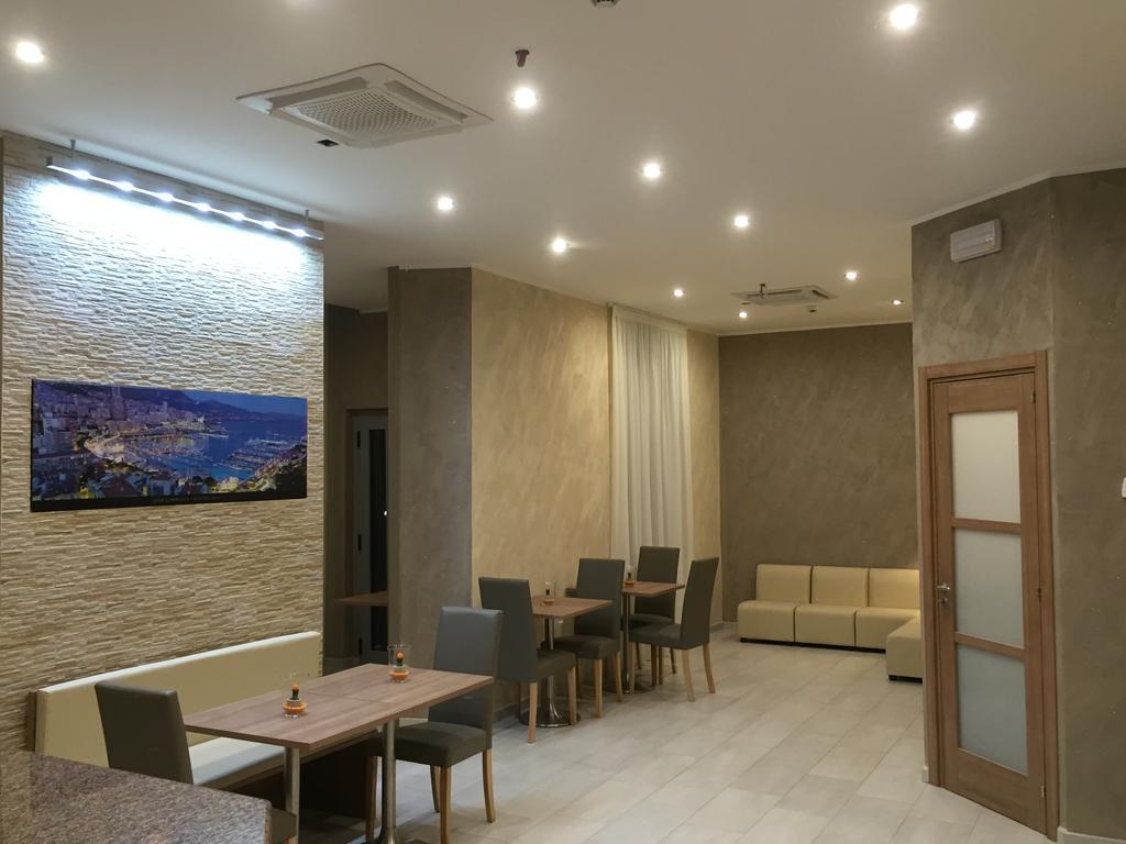 Montecarlo Hotell Milano