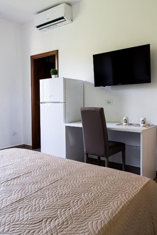 Bed & Breakfast Lorenteggio 209 *