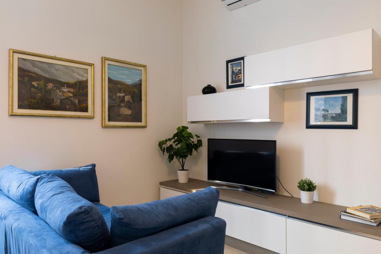 Bicocca - 2 Bedrooms Leilighet *