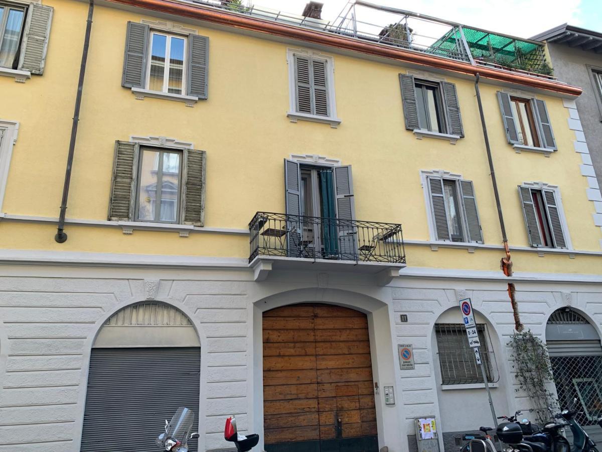 Bilocale Di Ringhiera In Corso Como/garibaldi Apartment