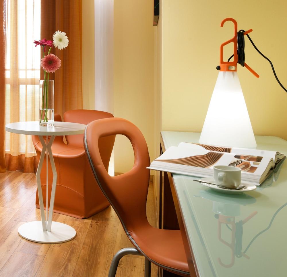 Unahotels Mediterraneo Hotel