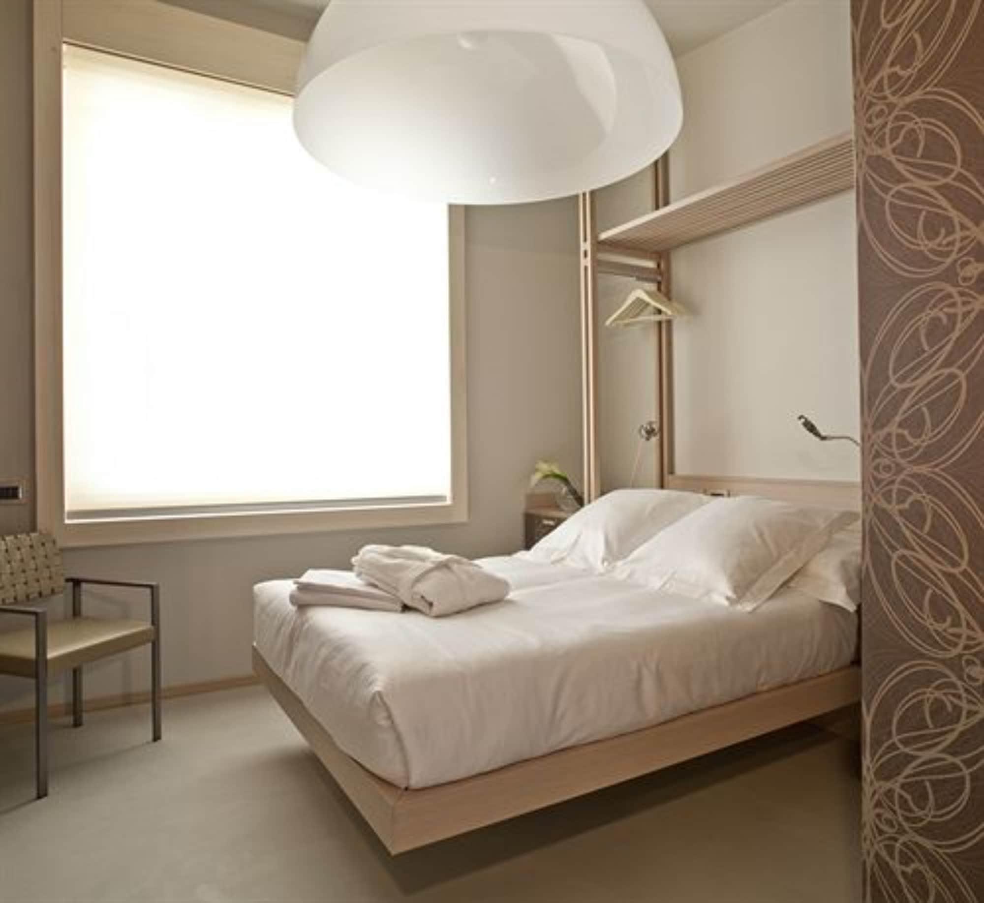 Nu Hotel