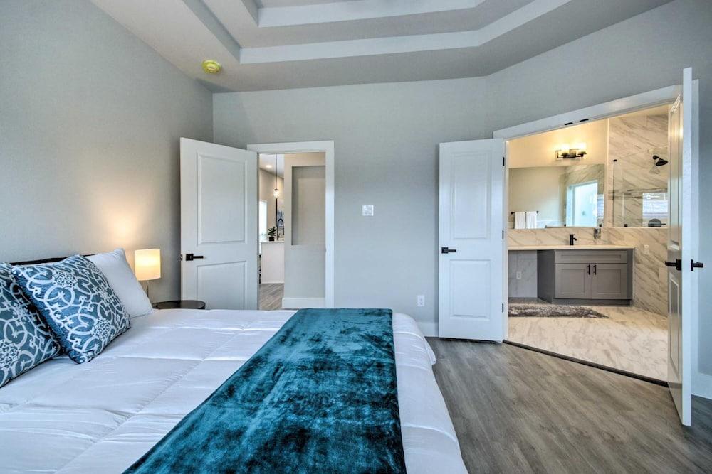 Genius Downtown Hotel 3*
