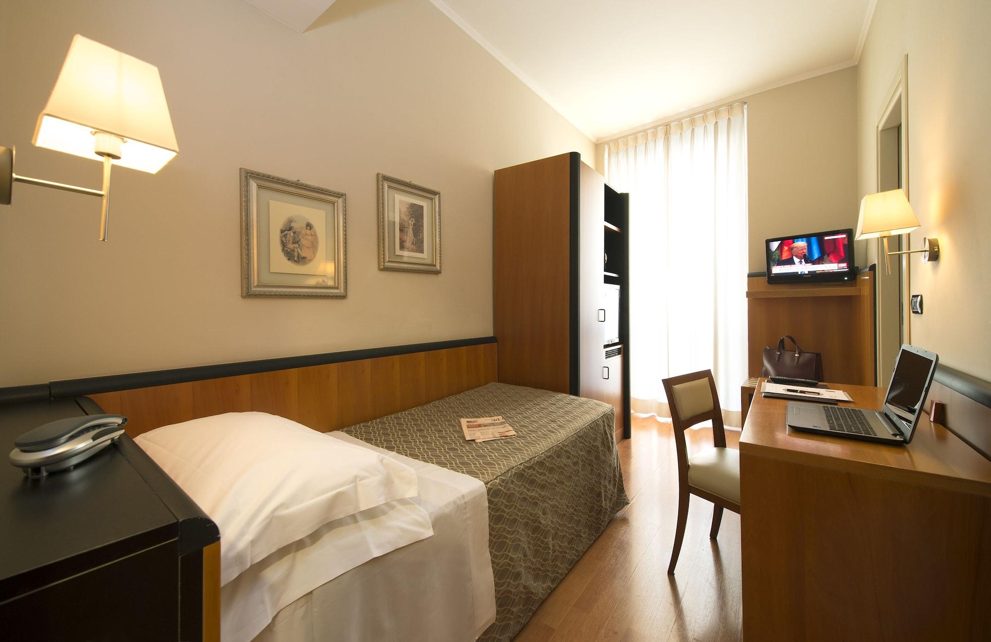 Fenice Hotel 3*