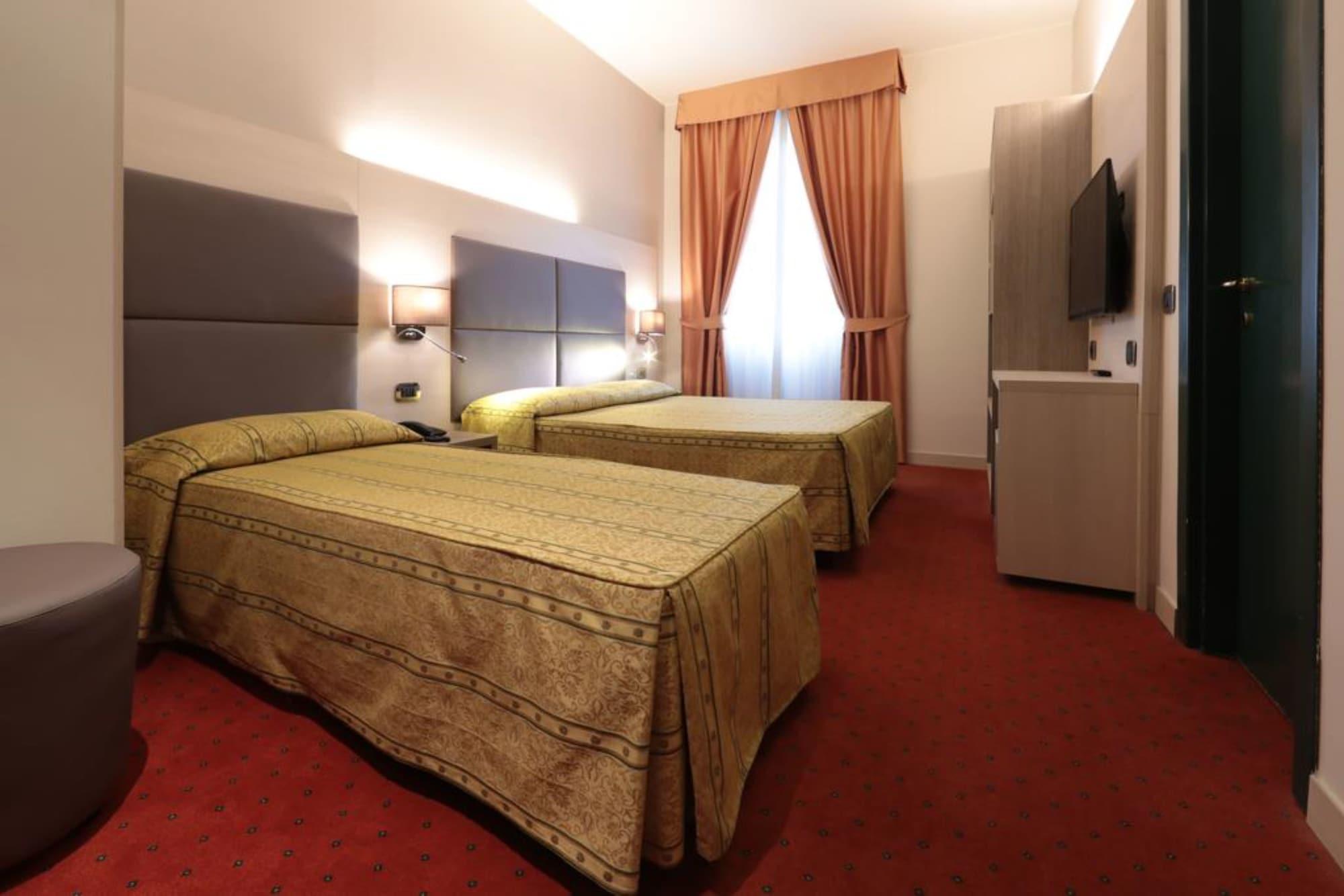 Campion Hotell 3*