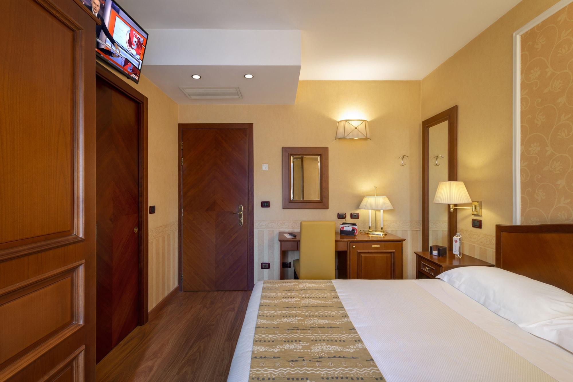 Hotel Lancaster