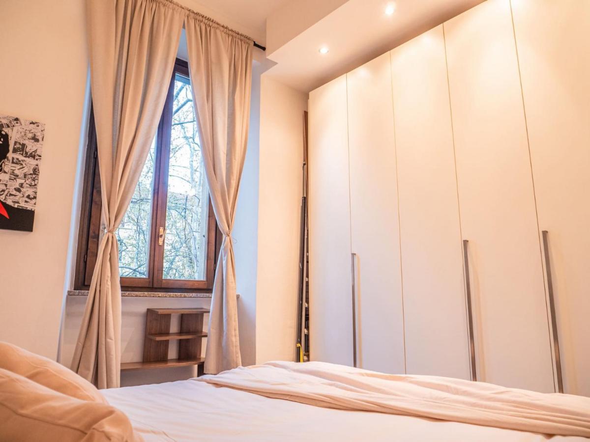 The Rent - One-bedroom In Cenisio District Appartamento