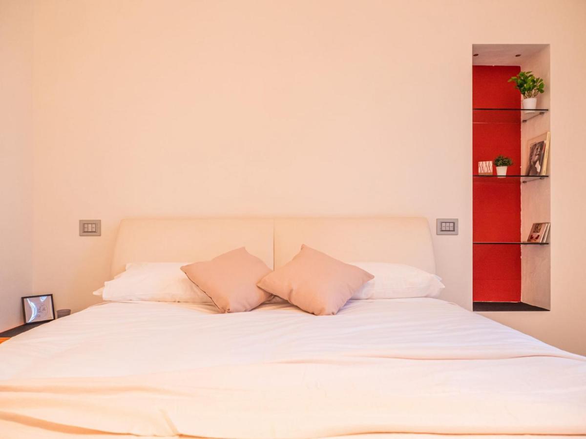 The Rent - One-bedroom In Cenisio District Appartamento