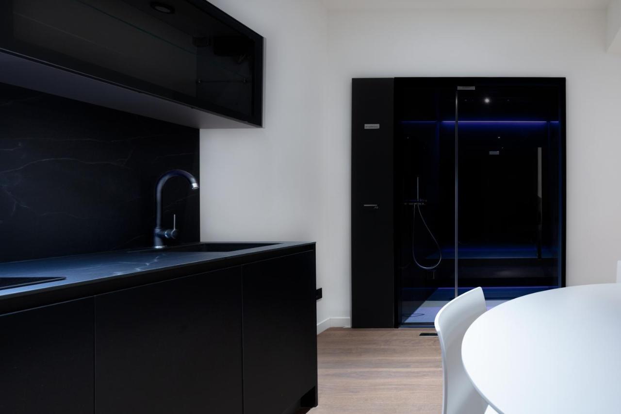 Sant'ambrogio Apartments, Reception H24 Apartment *