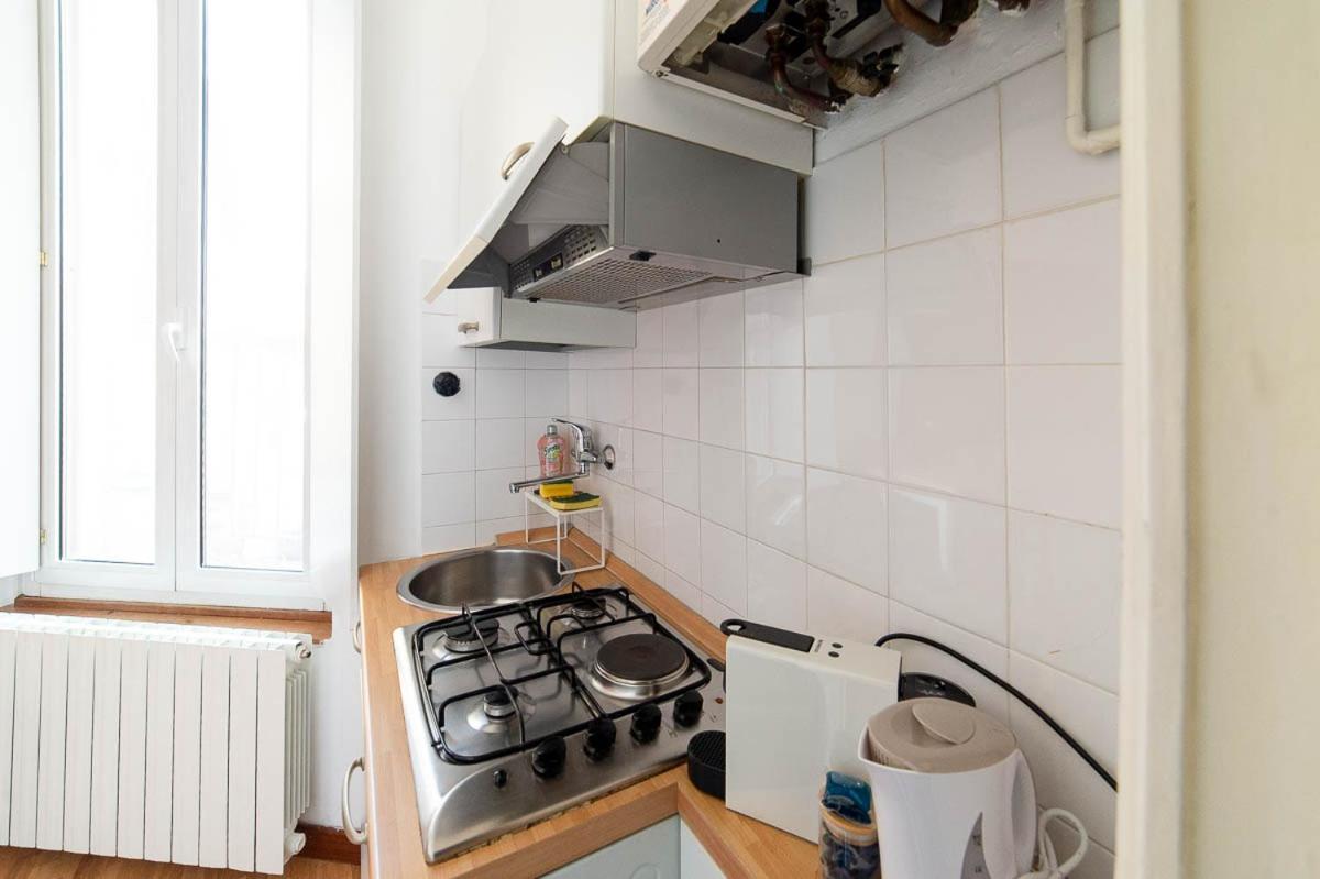 Hbhall Navigli 21 Apartment Milan