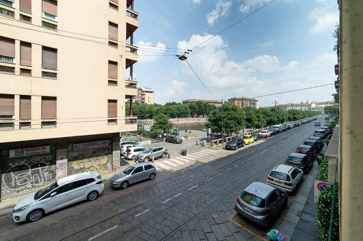 Hbhall Residenze Darsena Apartment
