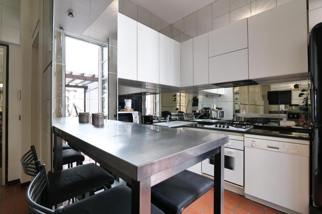 Elegant Corso Venezia Terrace Apt Milano