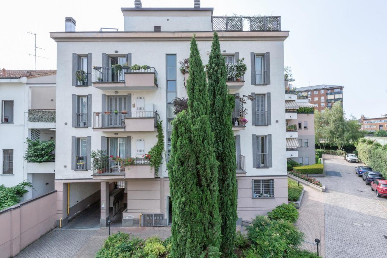 Bellissimo Su Due Piani A Pochi Passi Dal Monumentale Milano
