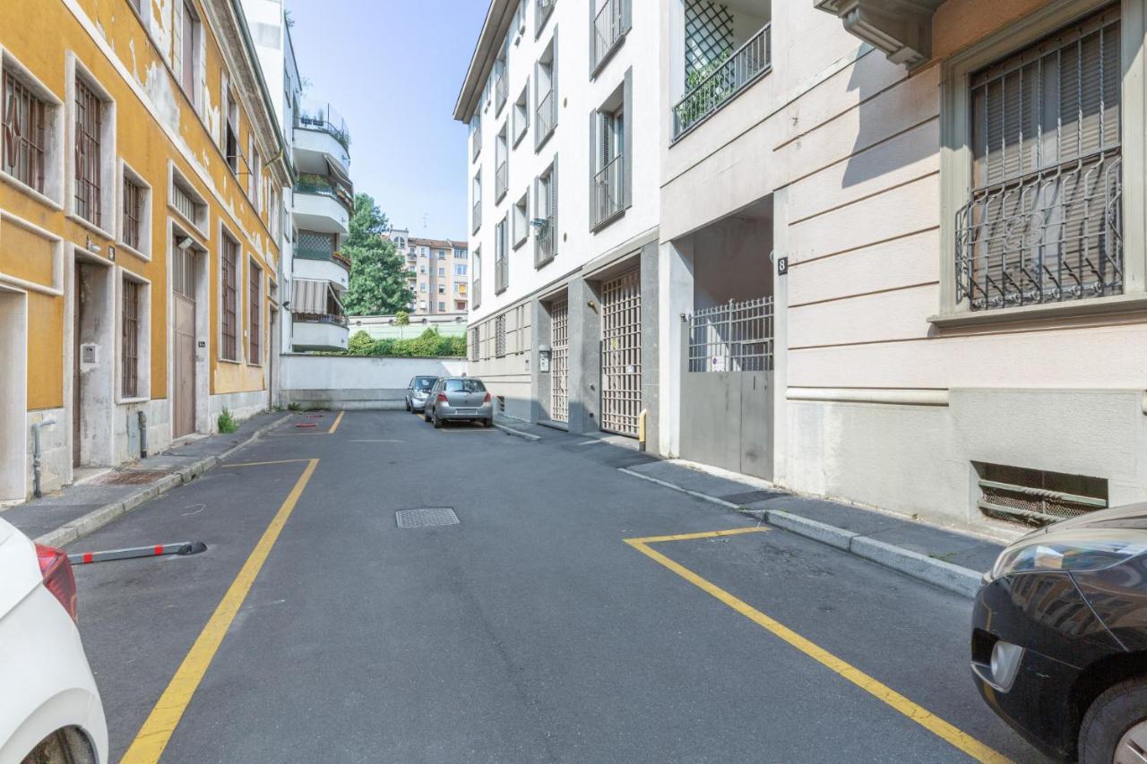 Bellissimo Su Due Piani A Pochi Passi Dal Monumentale * Milano