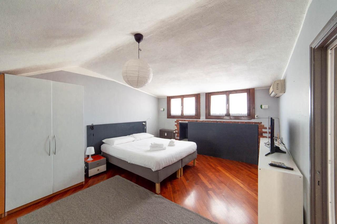 Hbhall Residenze Darsena *