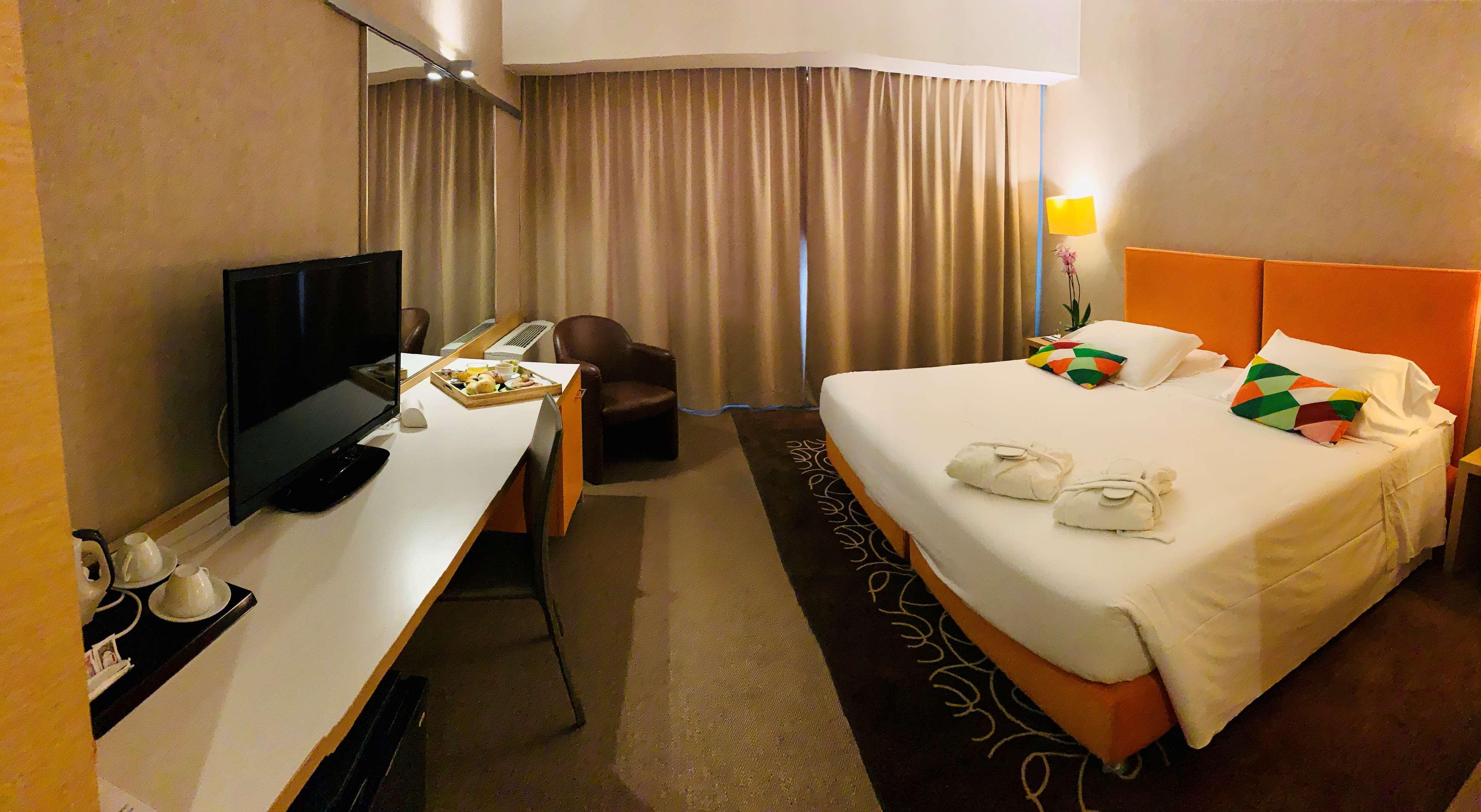Blaise & Francis 4* Milano