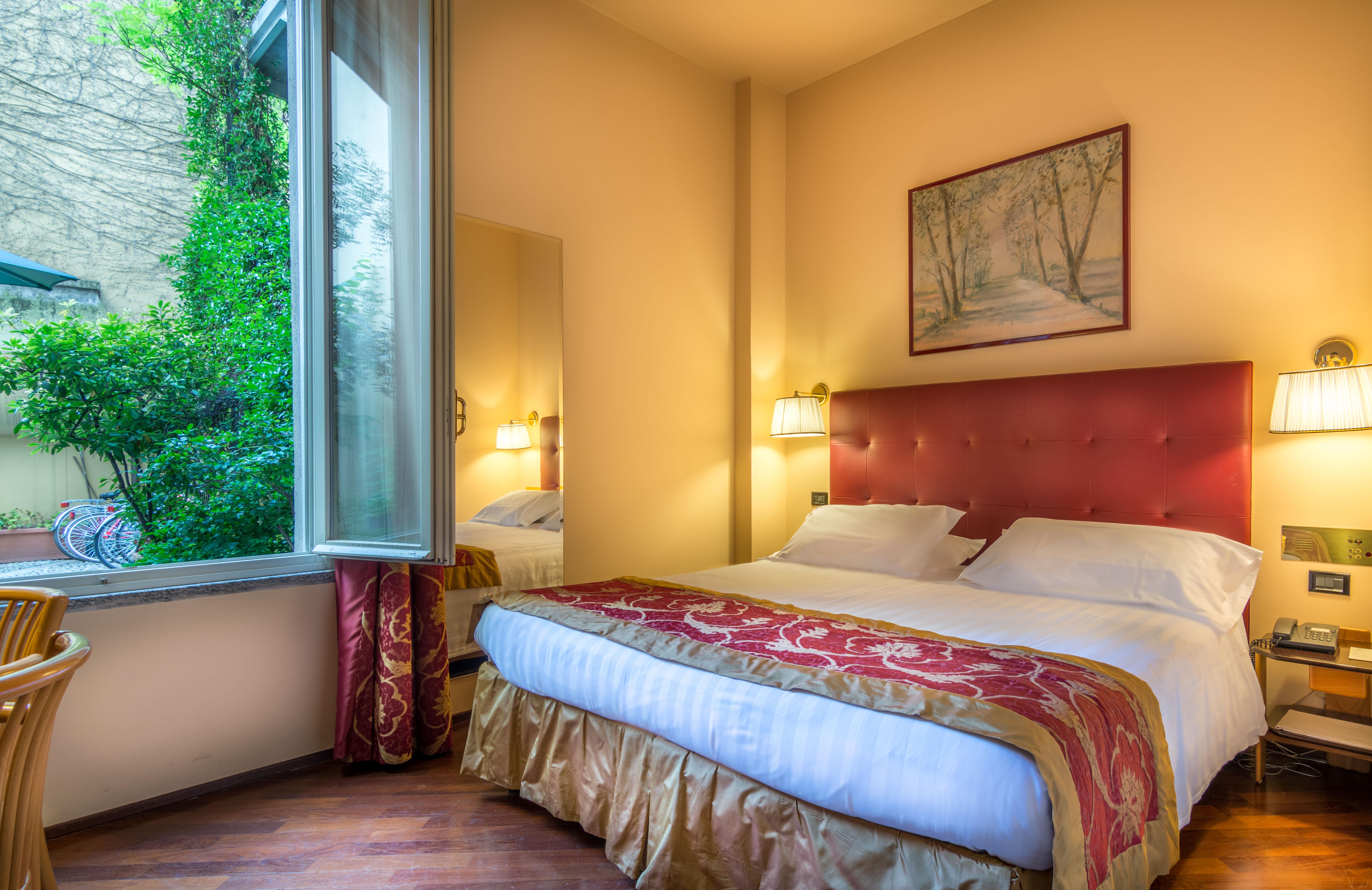 Regina Hotel 4*