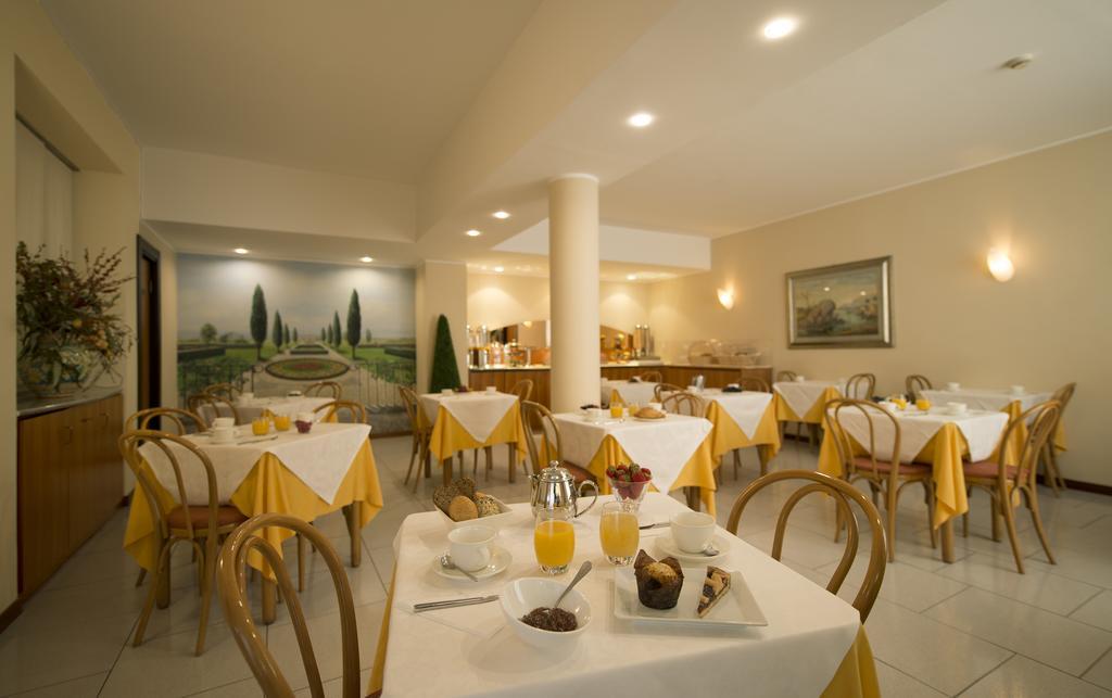 Fenice Hotel 3*