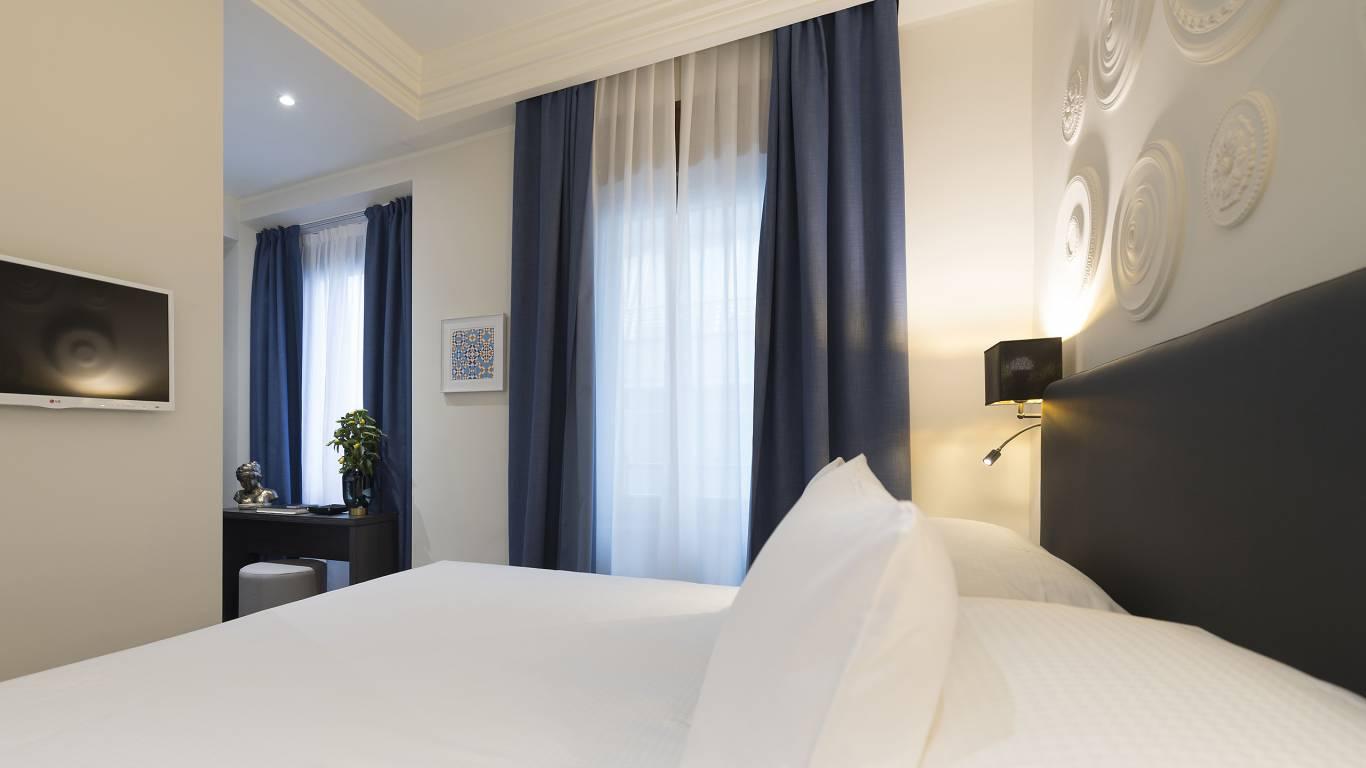 Sonder Missori Hotel