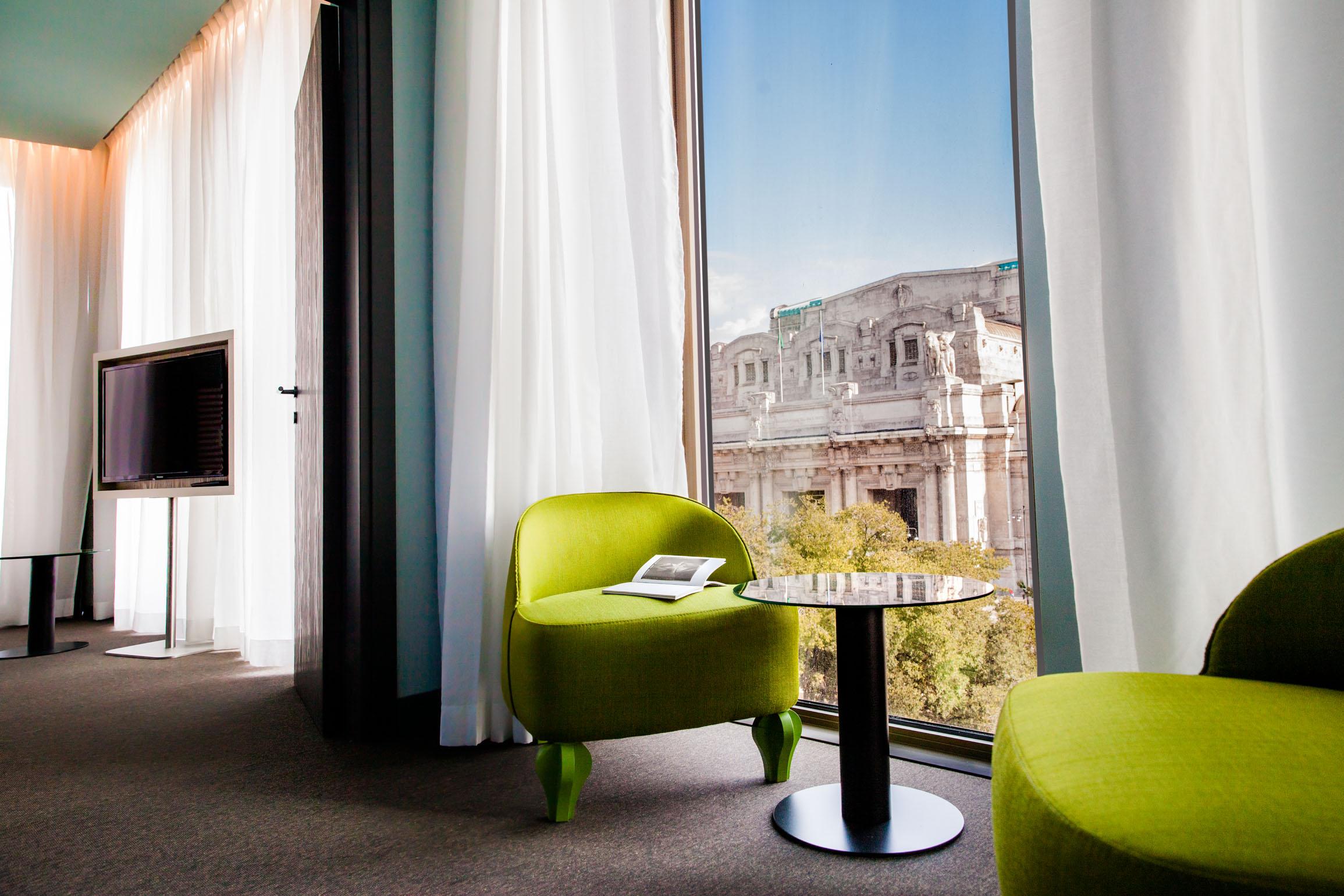 Glam Hotel 4*