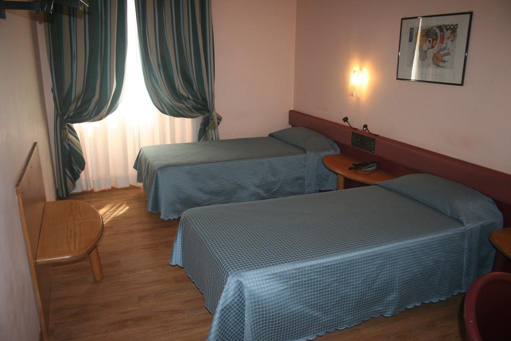 Hotel Albert Hotel 3*