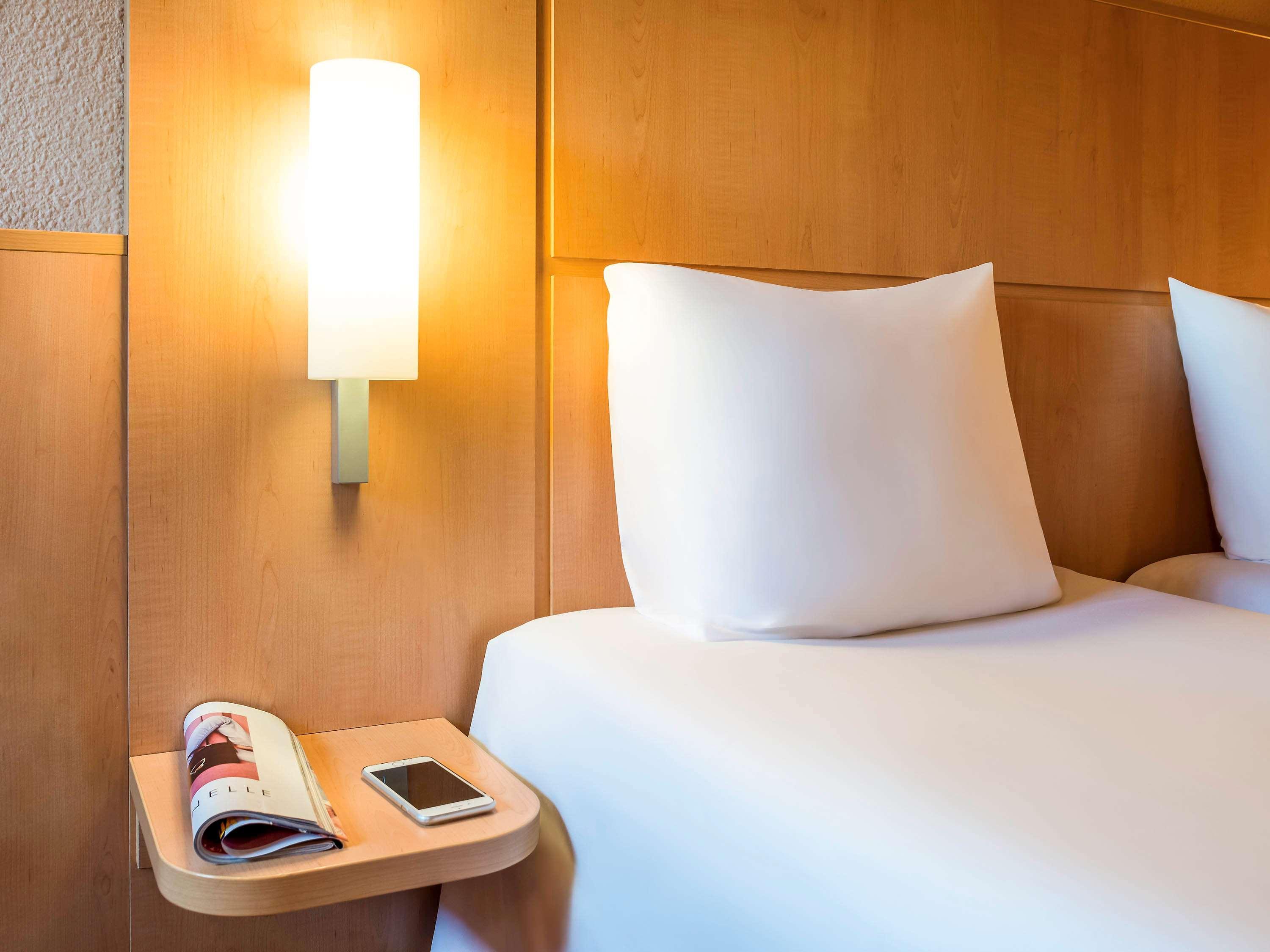 Ibis Ca' Granda Hotel 3*
