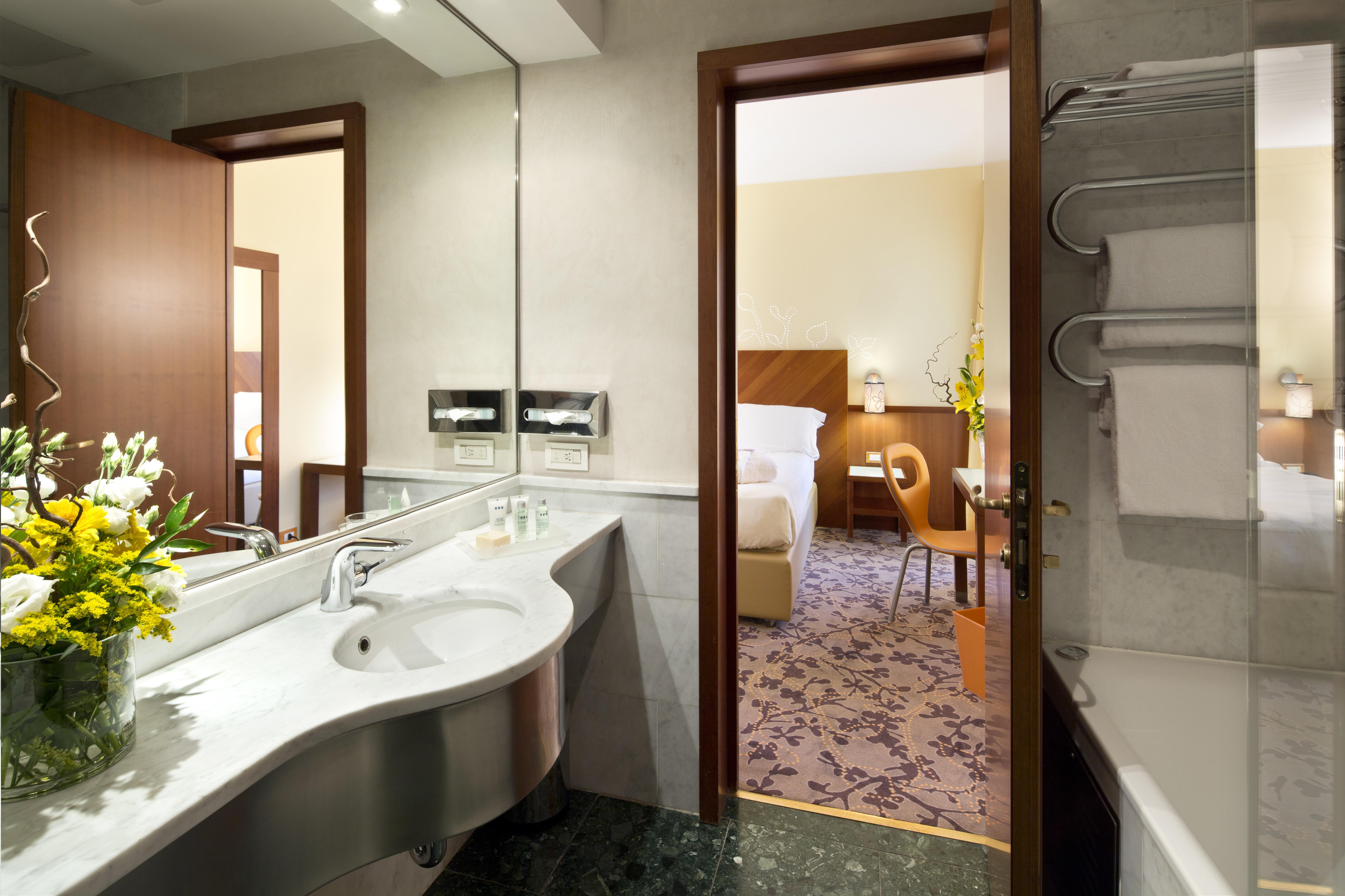 Unahotels Mediterraneo 4*