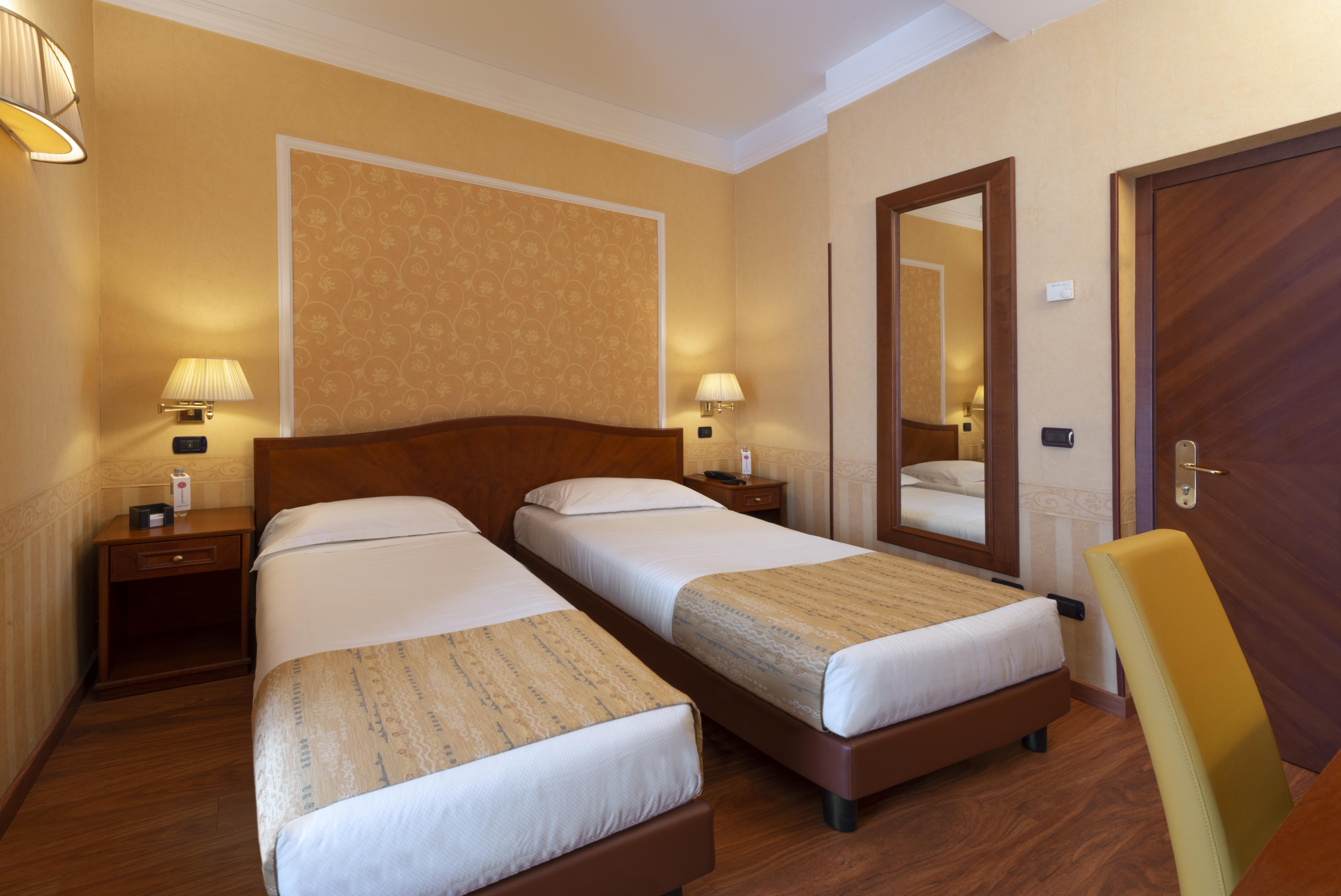 Hotel Lancaster 3*