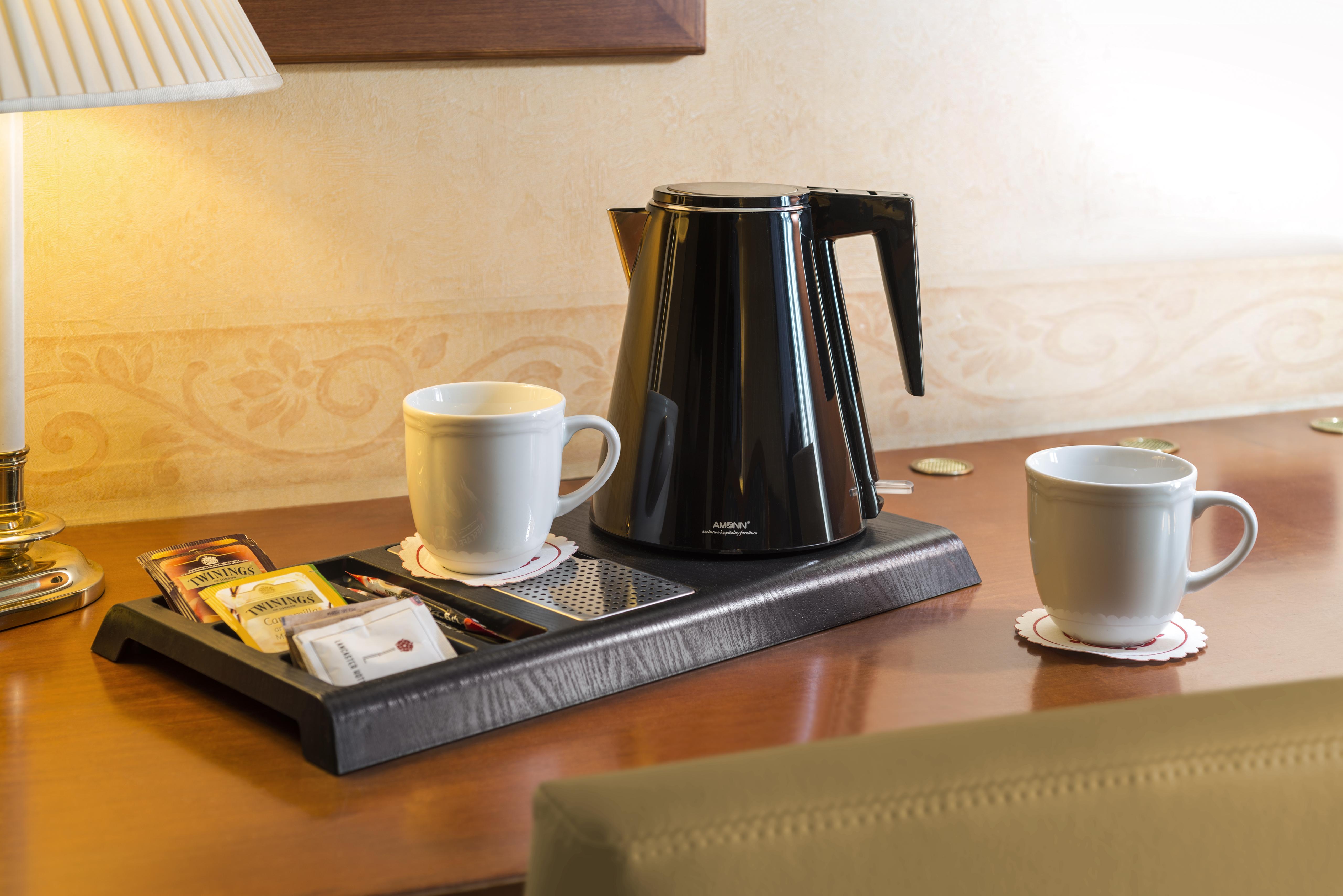 Lancaster Hotel 3*