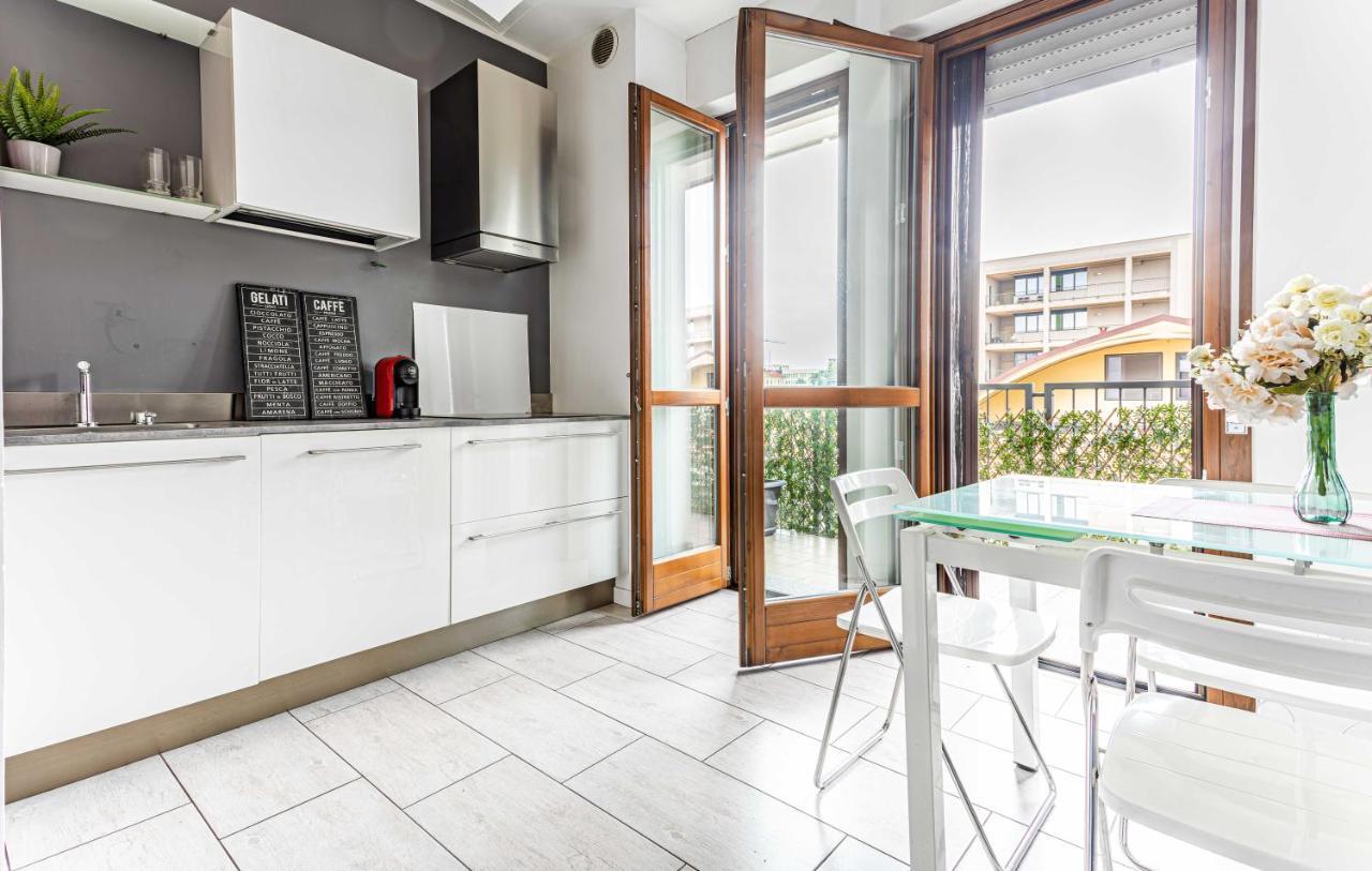Altido Cosy 1-bed With Balcony *
