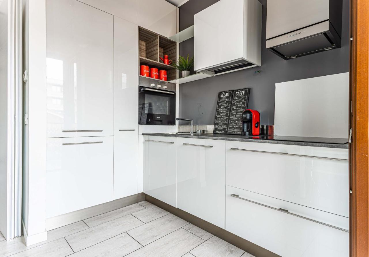 Altido Cosy 1-bed With Balcony Leilighet Milano