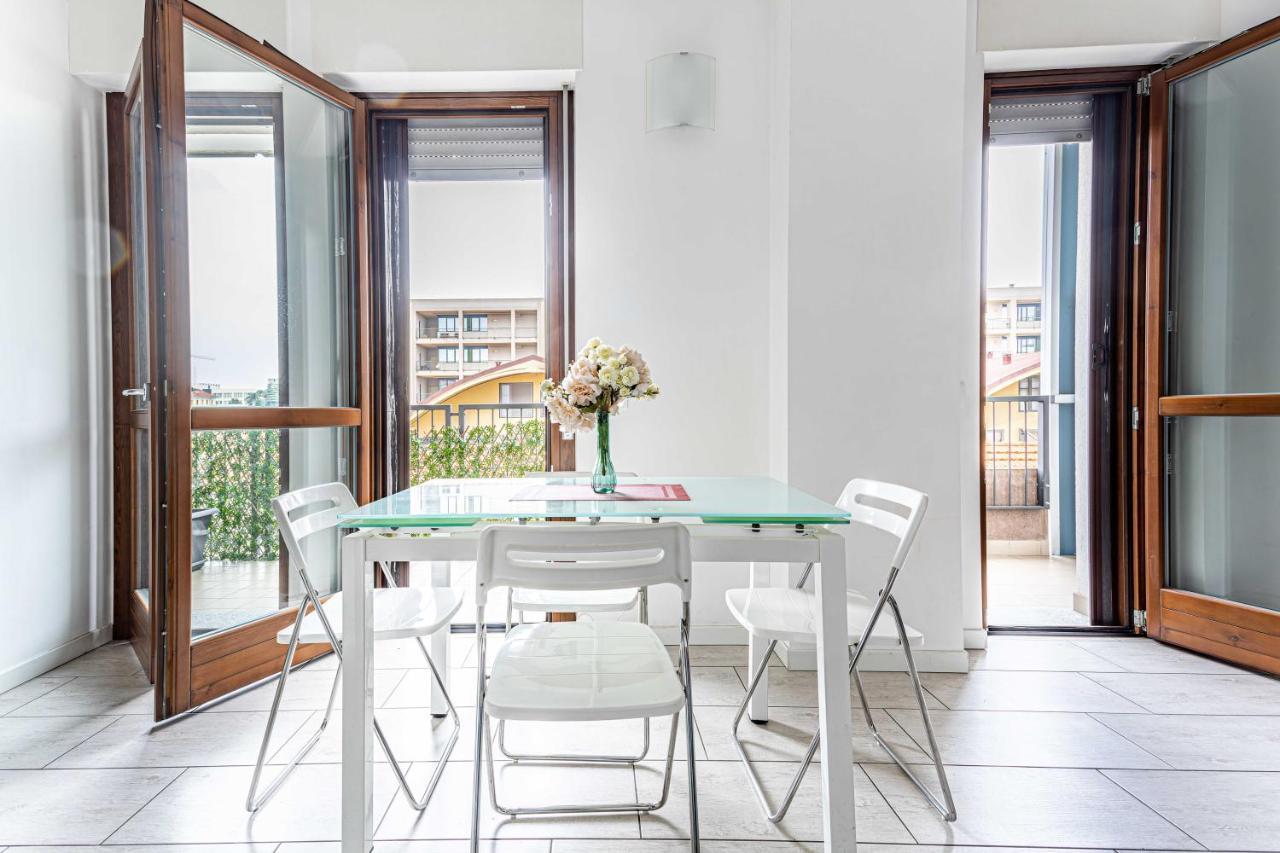 Altido Cosy 1-bed With Balcony