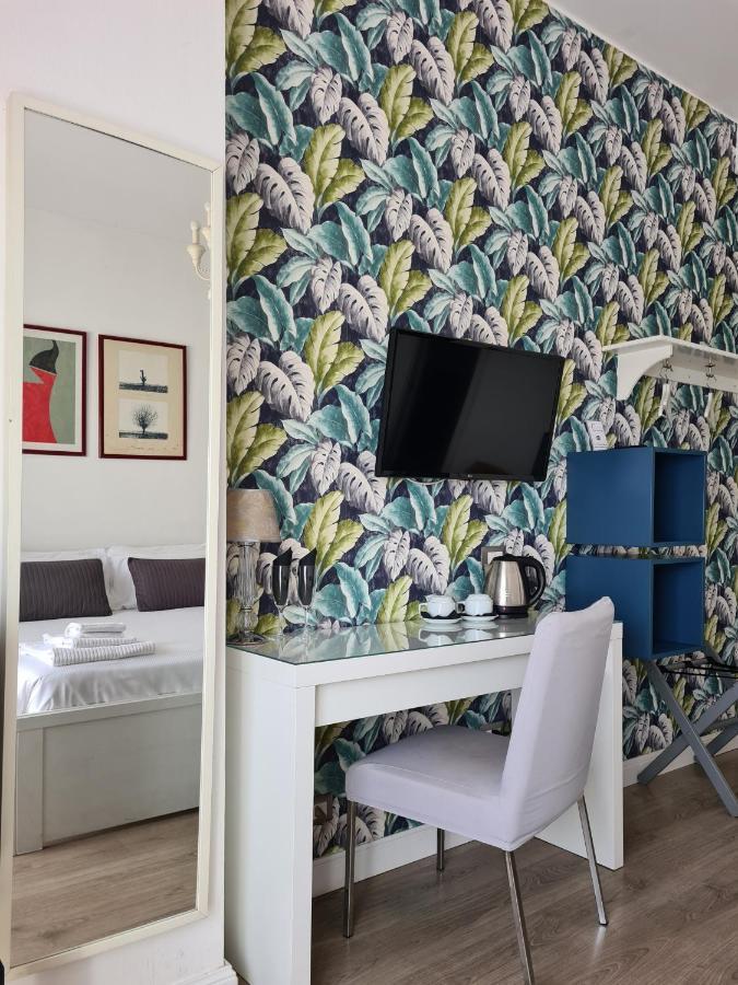 Gjestgiverier Corso Italia 2*