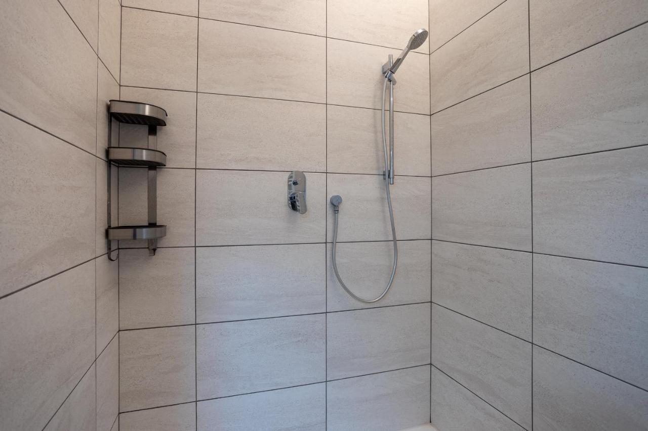 Appartamento Centre - 10 Minutes To Duomo - Free Wifi E Netflix Milano