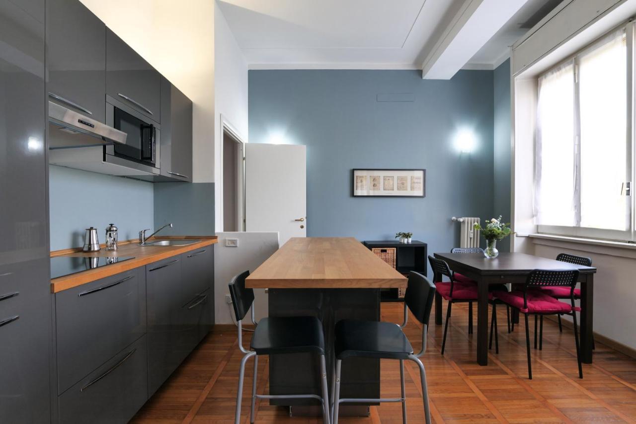 Contempora - Piazzale Susa 14 * Milaan